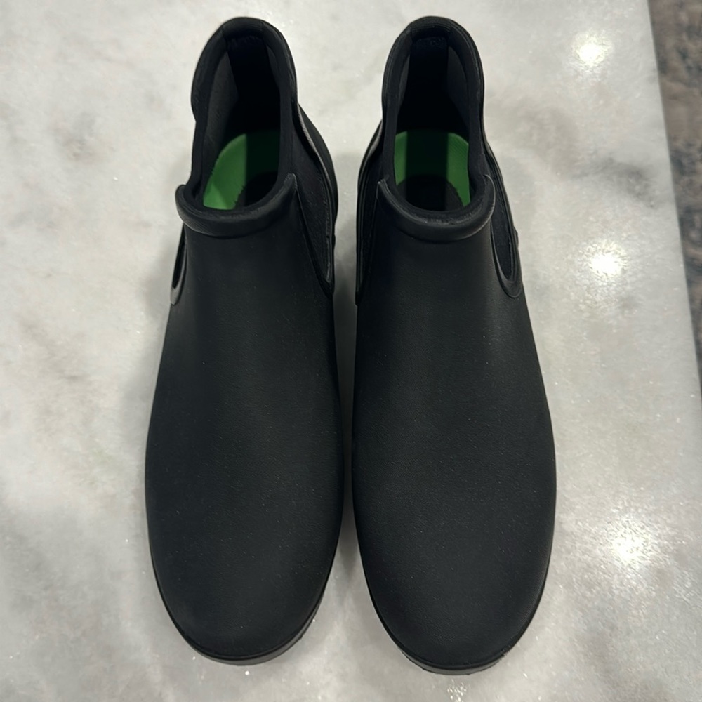 Women’s Black BOGS Vista Wedge Ankle